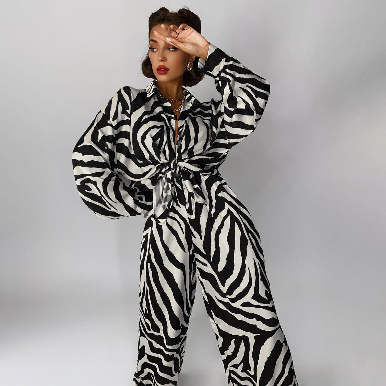 2022 Zebra Striped Fashion Casual Suits Long Sleeved Shirts Loose Trousers Casual Suits
