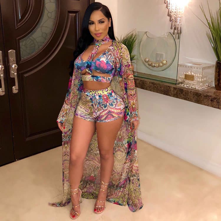 2023 New Design 3 Piece Bikini Set Swimsuit With Cover Ups Digital Print Beach Swimsuit