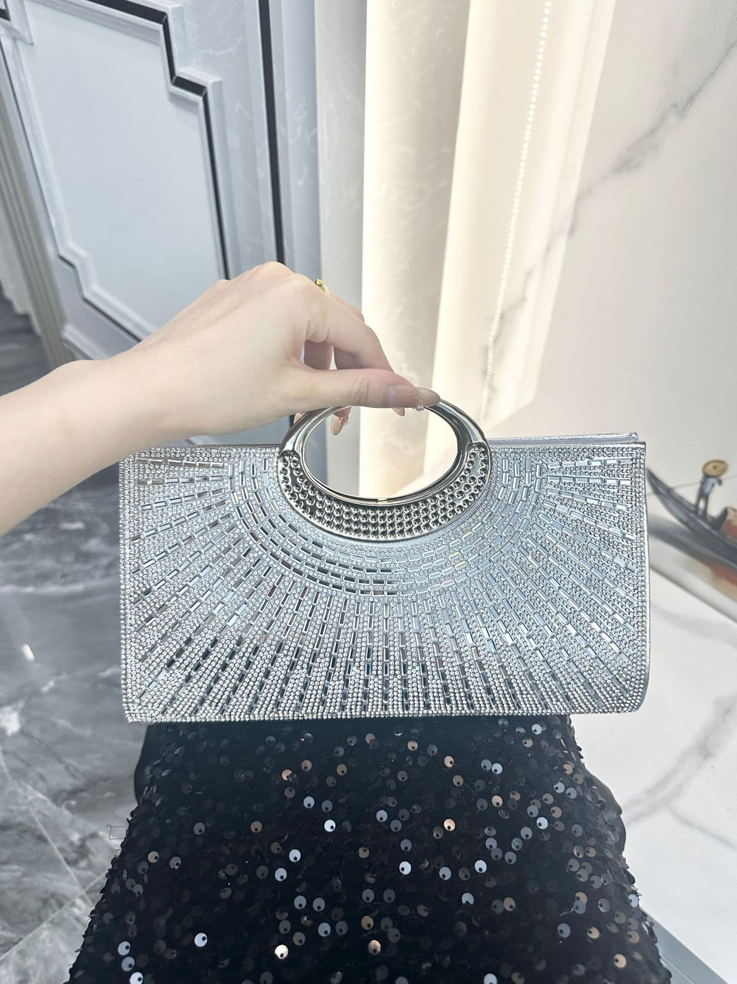 European And American Vintage Large Ring Handbag Advanced Texture Diamond Set Sparkling Bridal Dinner Bag Party Fashion Small Square Bag