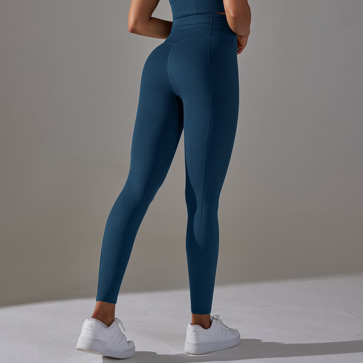Color 10