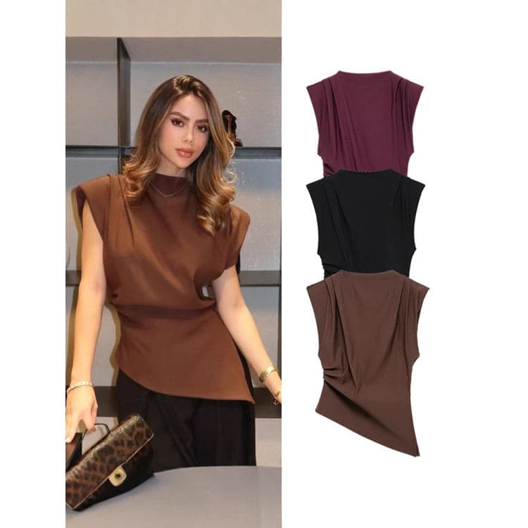 Wholesale Women New Arrivals Short Sleeve Fashionable Pleated T-Shirt Asymmetrical Padded Shoulders Top