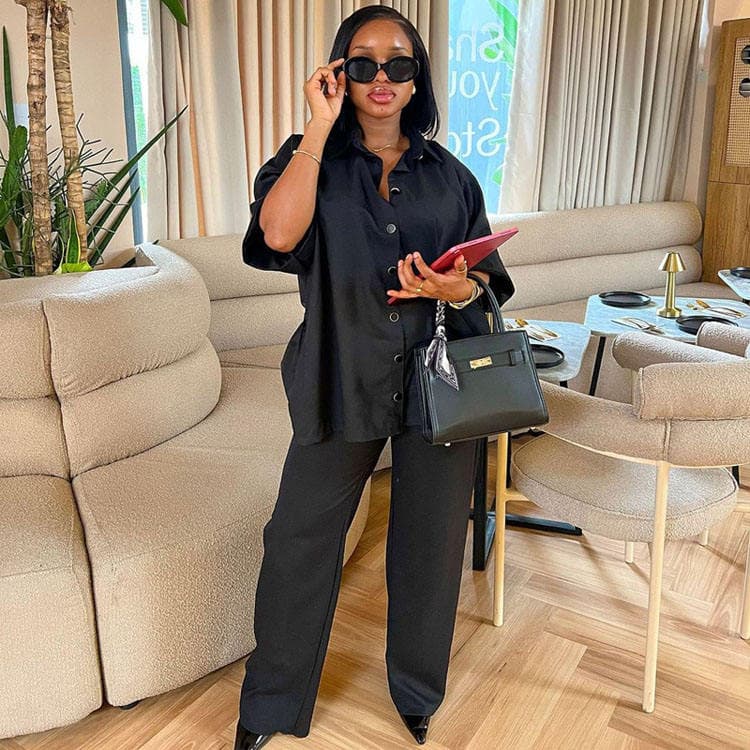 Wenshuo Solid Color Women Suit Wholesale Casual Short Sleeve Shirt Custom logo Simple Straight Trousers Factory Directly