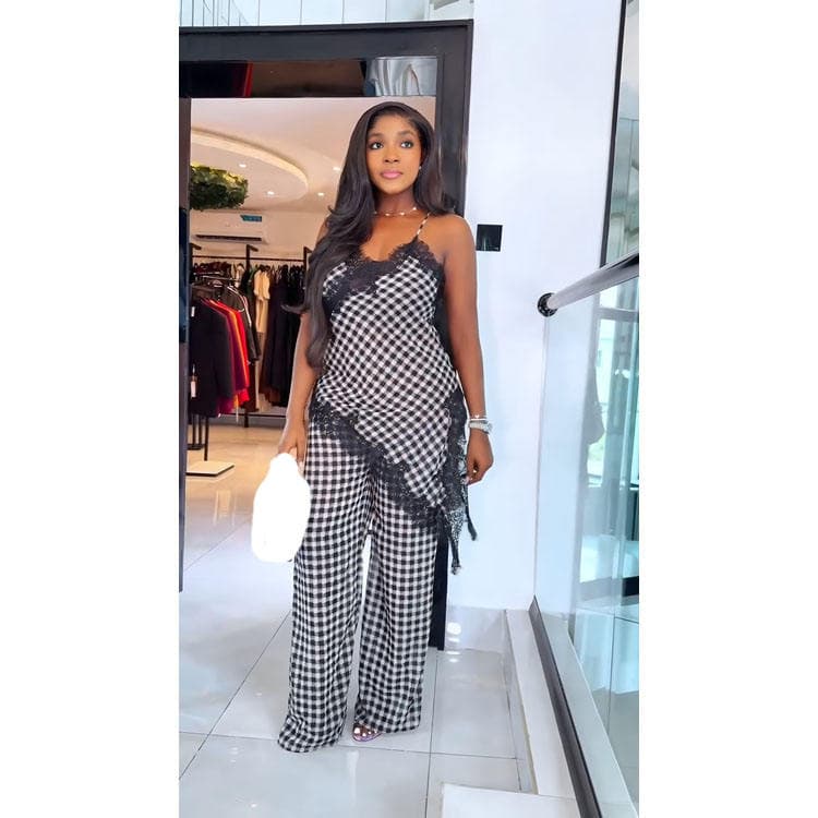 Wenshuo Women 2026 New African Style Two Piece Set Plaid Straight Leg Trousers and Lace Camisole Top Women Casual Two Piece Set