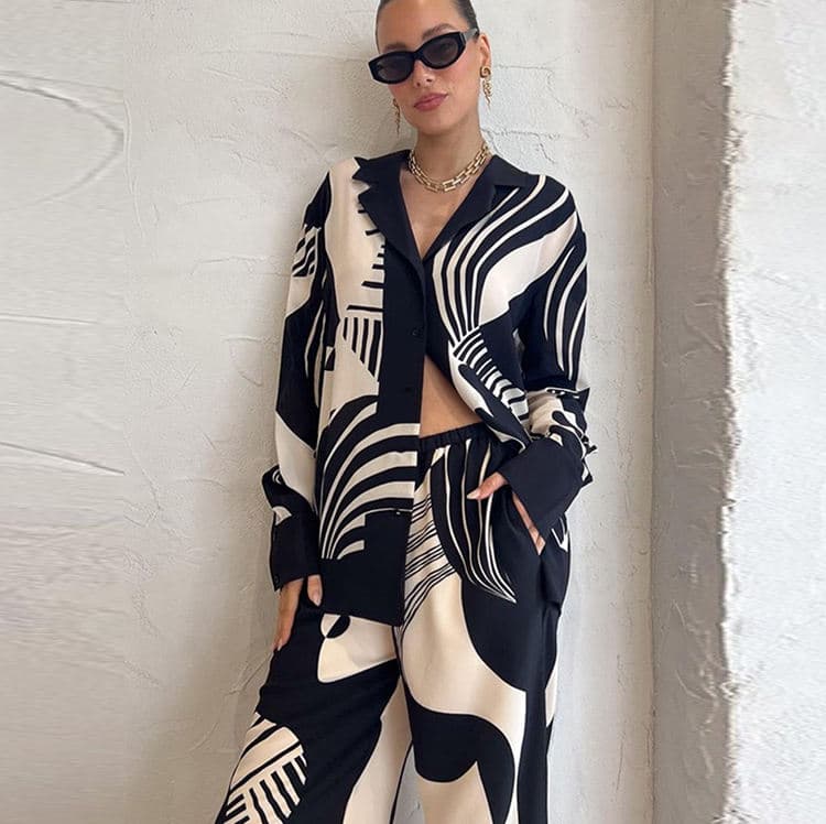 2023 Summer New Fashion Graffiti Casual Temperament Printed Loose Women Set