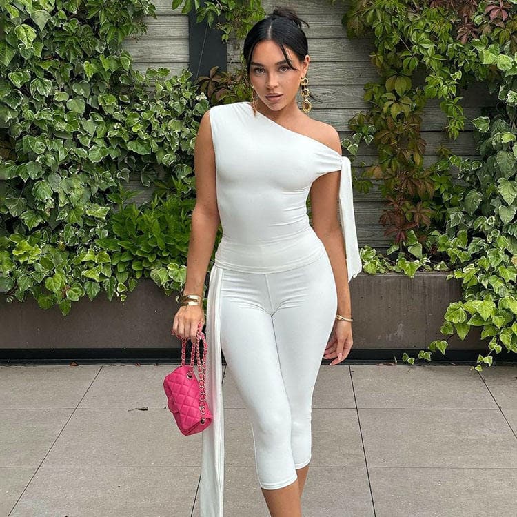 Wenshuo Solid Color One Shoulder Top Slim Shorts Custom logo Casual Women Set Private Label