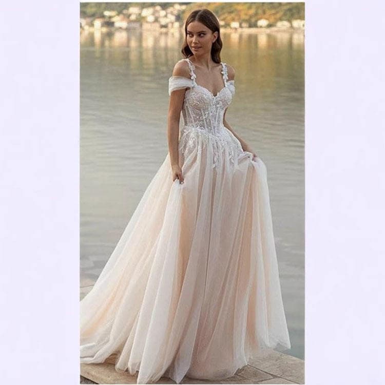 Wenshuo 2026 New A-line Slim Mermaid Style Wedding Dress with a Train Embroidery Lace Mesh Wedding Dress