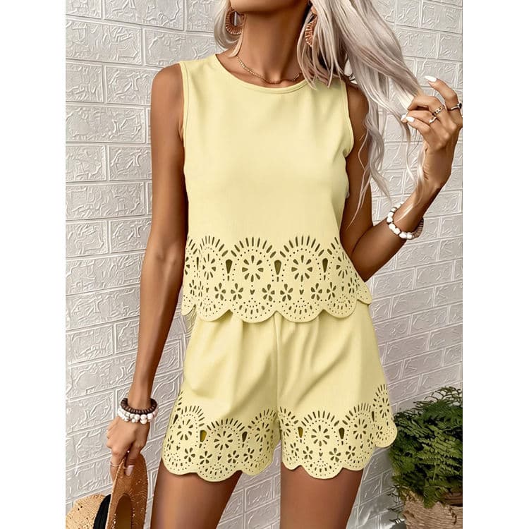 Wenshuo Hollow Sleeveless Top Wholesale Elastic Waist Shorts Custom logo Casual Summer Set Factory Directly