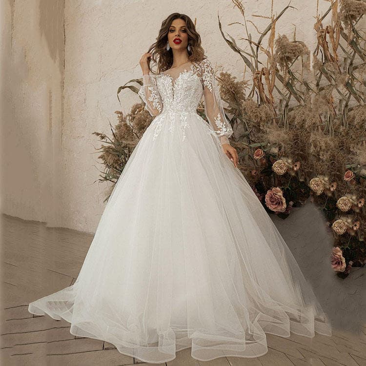 Wenshuo High Quality Summer Wedding Dress with Long Train Sexy Tulle off Shoulder Puff Sleeve Women Wedding Dress