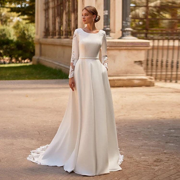 Wenshuo 2025 New Satin Long Sleeve Bridal Gown Vintage Square Collar Slim-Fit Wedding Dress With Train High Quality