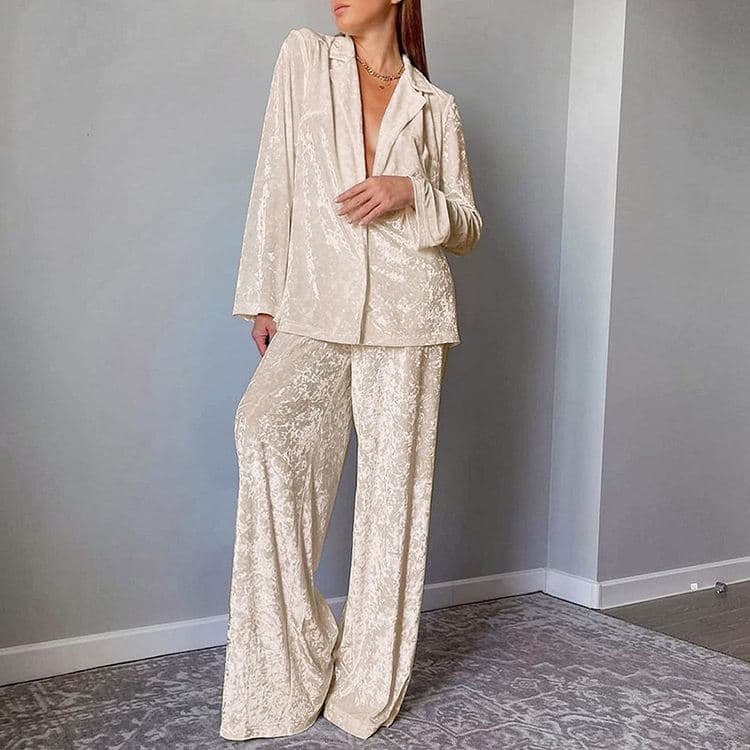 2023 New Velvet Pajamas Two Piece Set Warm Thickened Velvet Home Clothes Set for Women