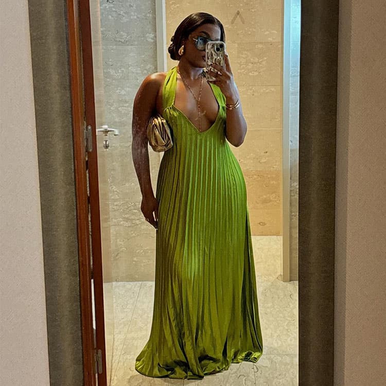 S-2XL Women Sexy Halter Neck Dress Deep V Neck Open Back with Pleated Maxi Dress Solid Green Elegant Evening Gown for Party