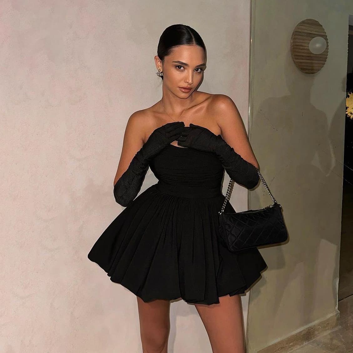 Hepburn Style Pleated Dress Manufacturer Wholesale Tube Top Mini Skirt Solid Color a Line Skirt Factory Directly