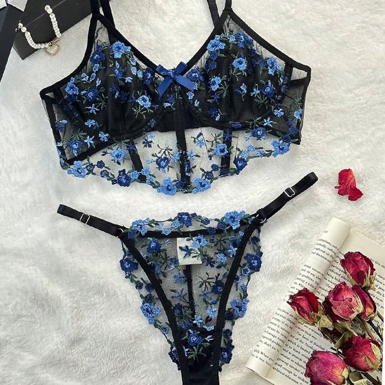 Contrast Color Mesh Sexy Breathable Thin Strap Embroidered Three Button Suspenders Hot Low Waist Sexy Lingerie