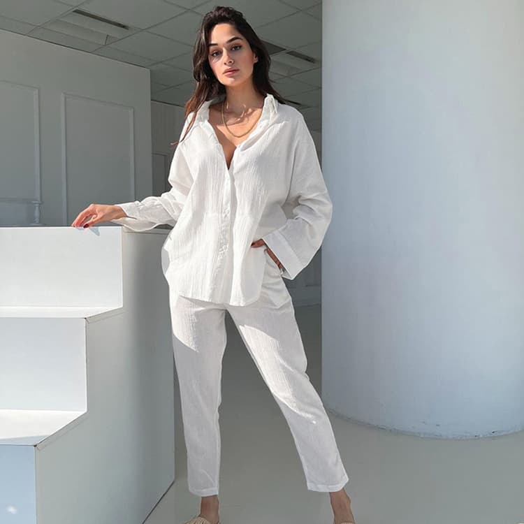 Wholesale Spring and Autumn Long Sleeved New Pajamas Loose Cotton Silk Pants Set White Home Furnishings for Female