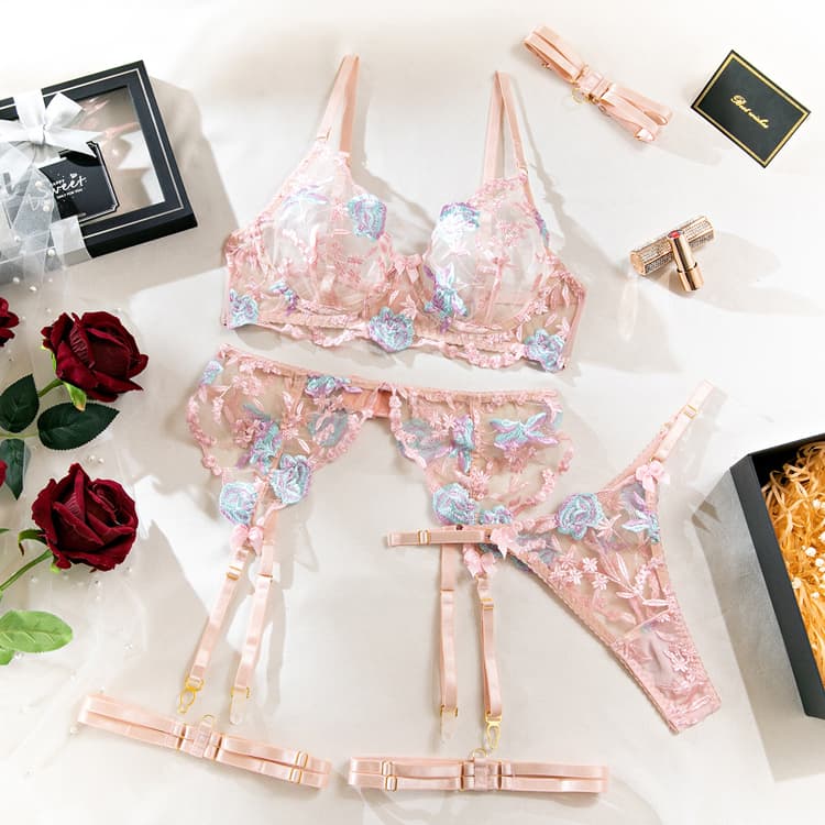 Cute Lovely Heavy Craft Embroidery Pink Sexy Erotic Lingerie Set See Through Slim Attractive Lingerie Set