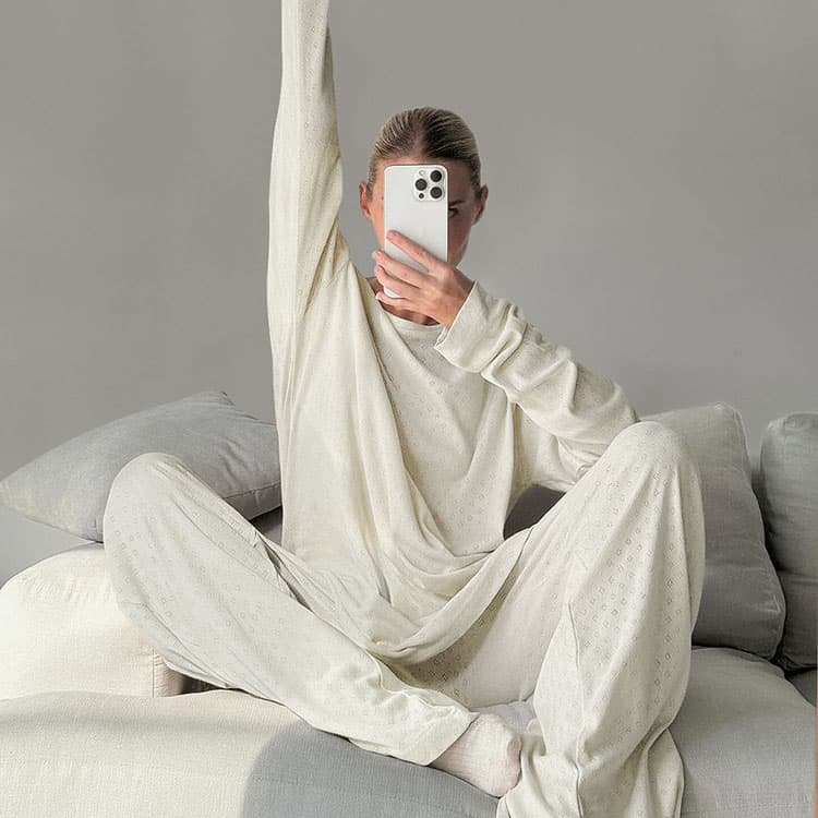 2024 Autumn Hot Sale Warm Pajamas Jacquard Long Sleeved Trousers Two Piece Set Women Home Clothes