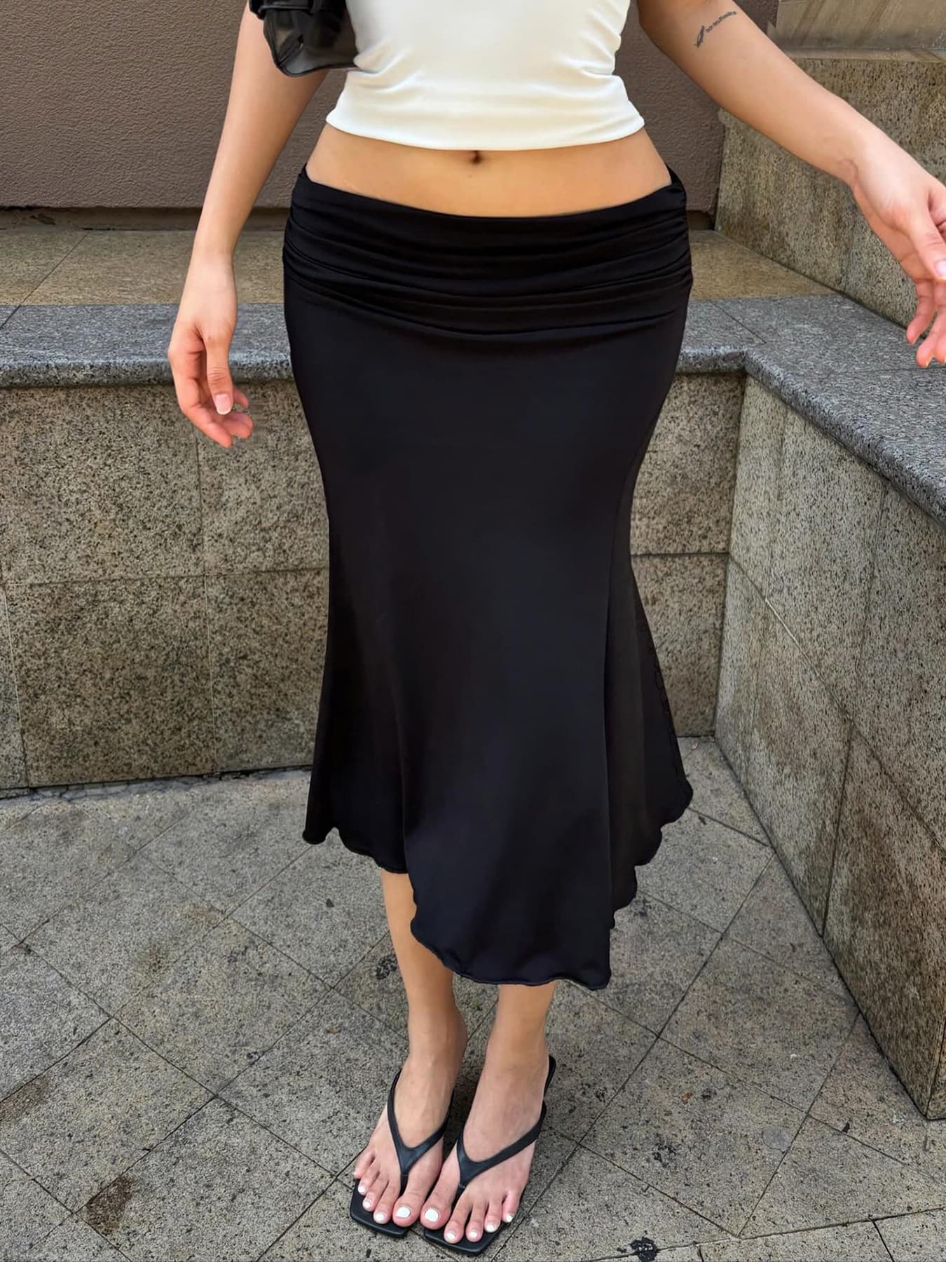 European And American Temperament, Elegant Style, Slim Basic Solid Color Pleated Skirt, Cross-border New Slimming Low-waisted Fishtail Skirt For Women