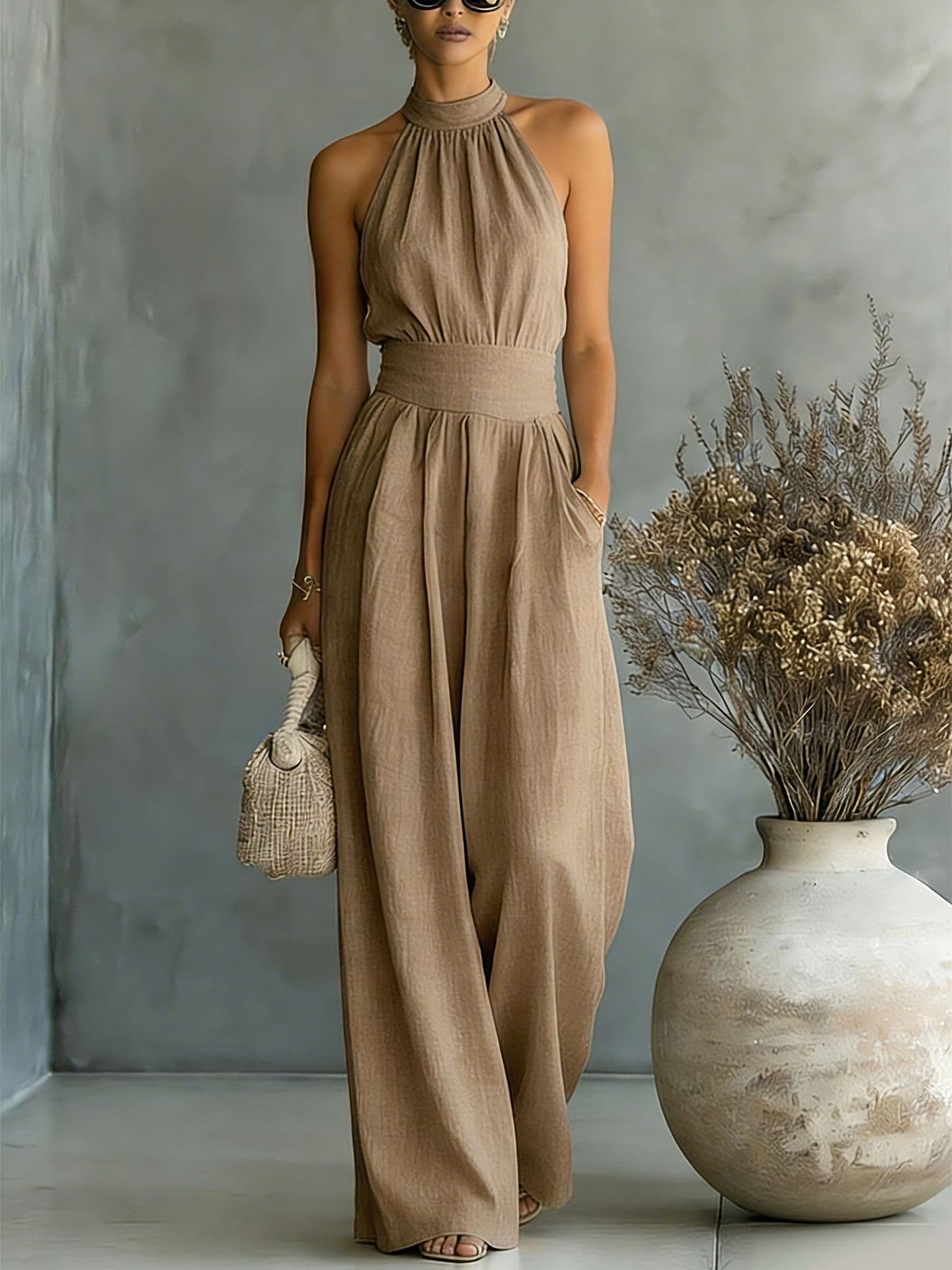 2026 New Standalone Explosive Sleeveless Neckline Jumpsuit Loose Wide Leg Edition Elegant Waist Jumpsuit