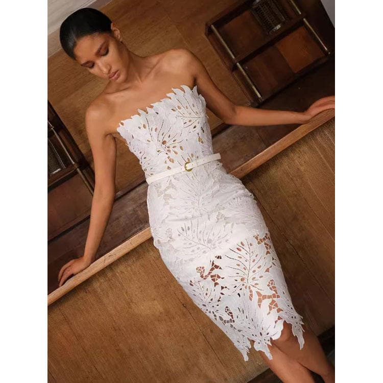 S-XL New Design Sense Perspective Hollow Tube Top Maple Leaf Lace Belt Slim Bandage Ladies Small Evening Dress