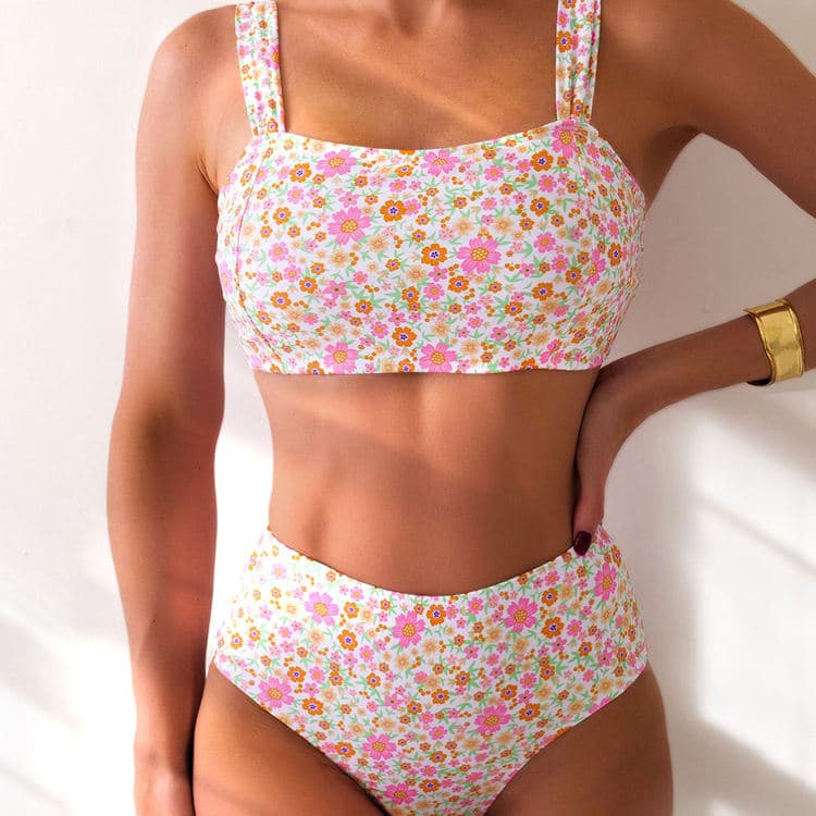 New Design Two Pieces Bikinis Woman Fitness Beach Wear Shorts Little Flower Print Swimwear