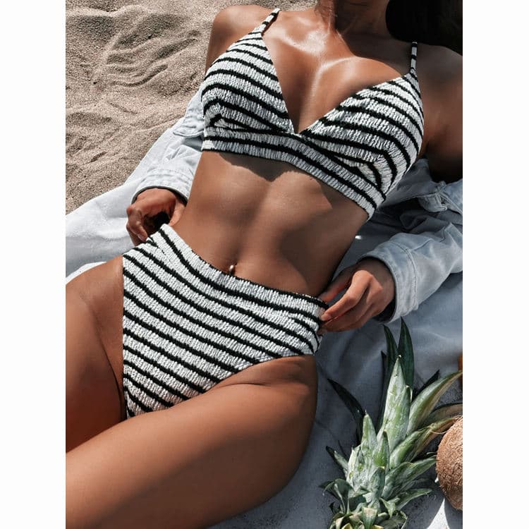 Black White Striped Two Color Sexy Bikini Two Piece Set Triangle Throng Halter Swimsuit