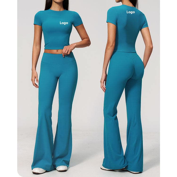Peached Fabric Fitness Gymwear 70 Nylon 30 Spandex Crop Top and Flare Pants 2 Piece Yoga Set