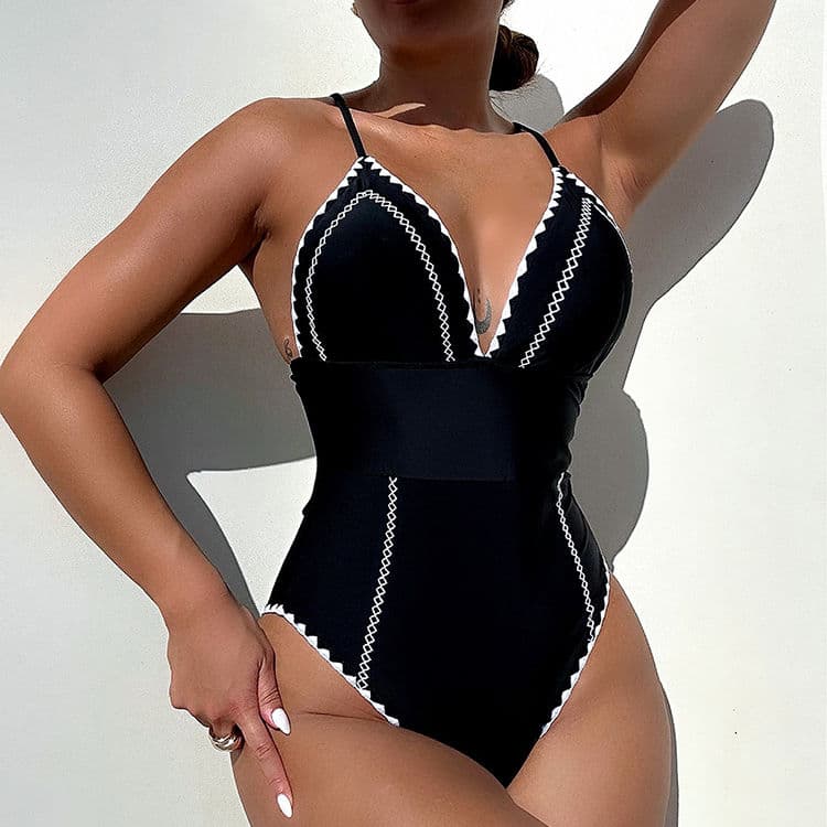 2024 Best Price Solid Color Sexy One Piece Black Bikini Swimwear for Women Swimming
