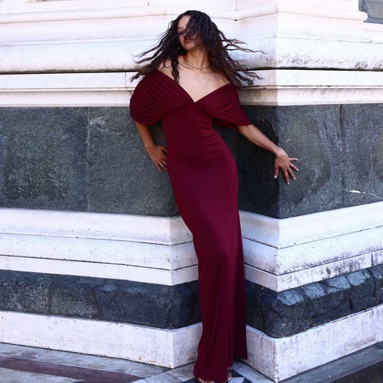 Wenshuo Short Sleeve Dress Custom logo Fitted Pleated Maxi Dress Wholesale Elegant V Neck Dress Factory Directly