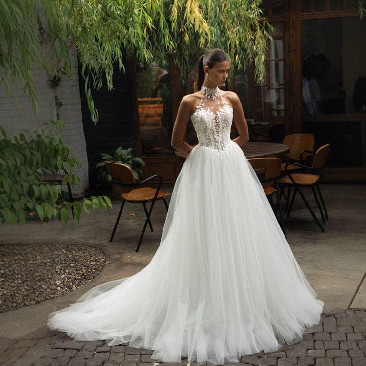 Wenshuo 2026 Luxury Lace and Beaded Wedding Dress New 2026 Style Strapless and Slim Wedding Dress for Bride