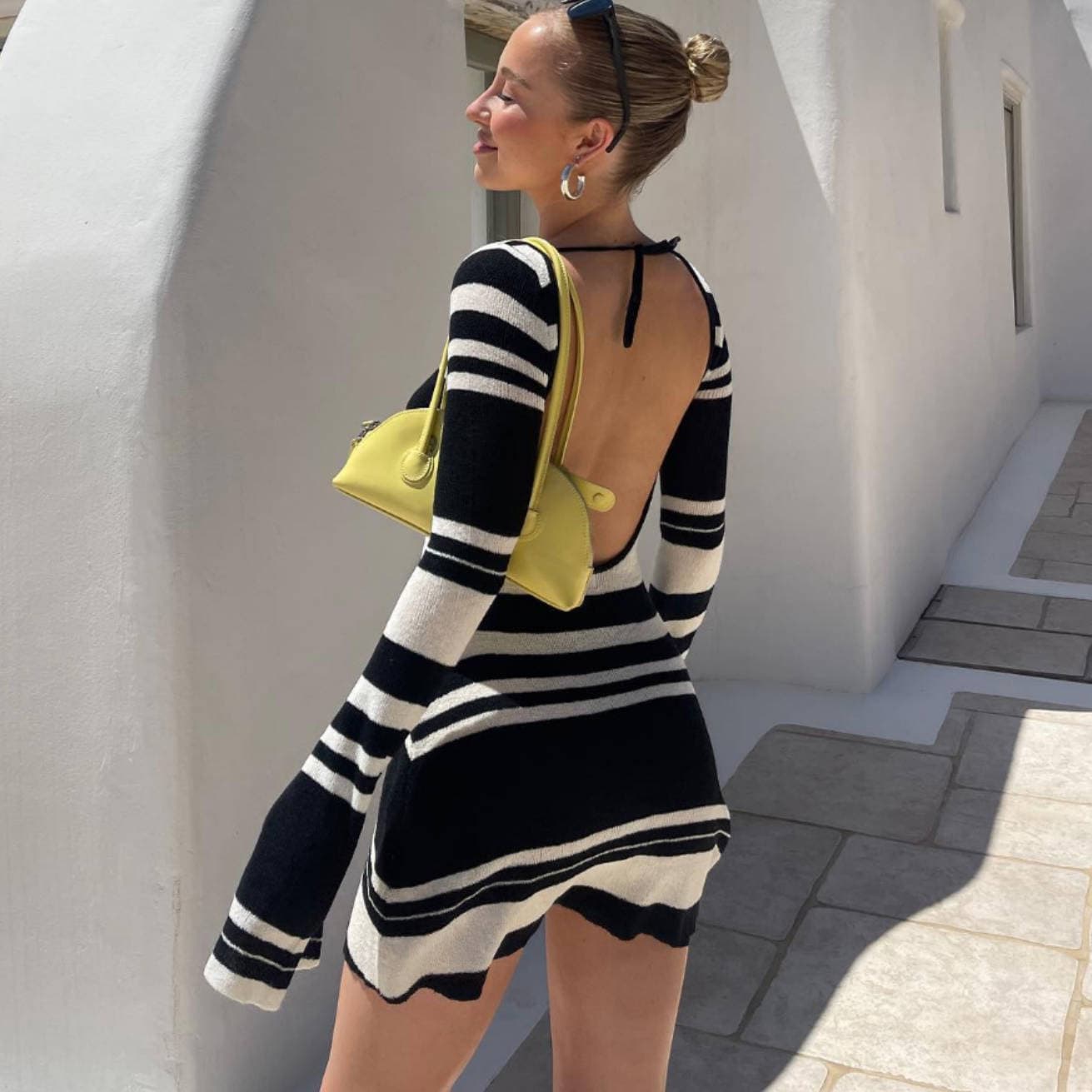 New Autumn Style Temperament Women Casual Dress Long Sleeve Backless Striped Knitted Dress for Women Slim Fit High Waist