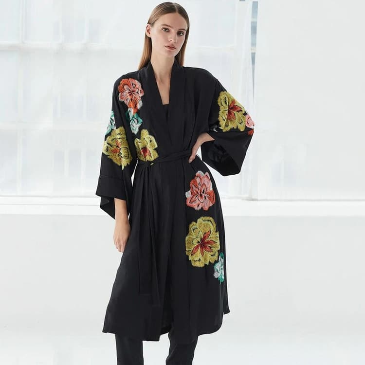 New Arrival Floral Embroidered Kimono Rayon Beach Dresses Holiday Cardigan Women Casual Dresses