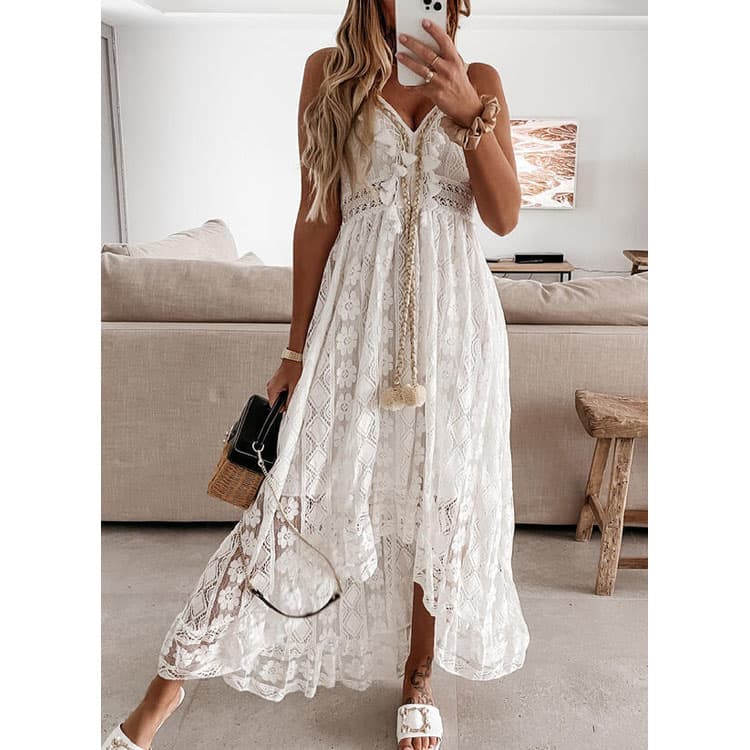 2024 New Halter Sleeveless Waist Slimming Lace Swing Dresses Beach Sexy Long Dress for Women