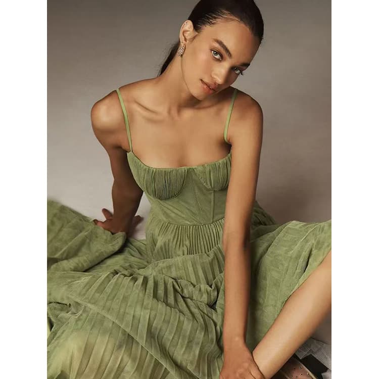 Women Pleated Evening Dress New Style Sexy Spaghetti Straps Backless Long Dress Sleeveless Deep V Slim Bridesmaid Dress Elegant