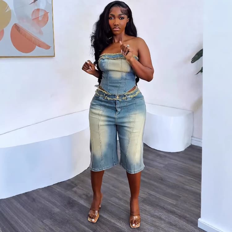 Wholesale Women Jeans Set Fashionable Fringed Chest Wrapped Top High Waist Denim Shorts