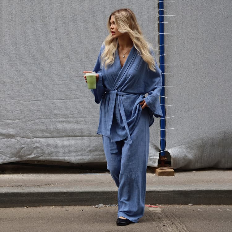 100% Cotton Simple Pajamas Wholesale Solid Color Soft Pajamas Custom logo Long V Neck Pajamas Factory Direct