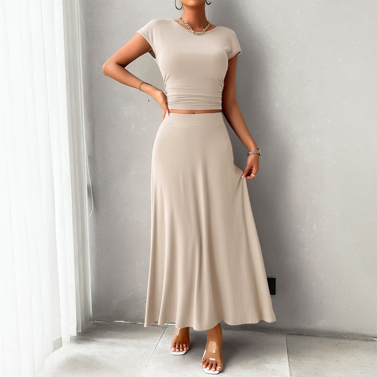 Solid Color Long Skirt Suit Wholesale Round Neck Short Sleeve Top Manufacturer Waist Baring Skirt Factory Directly