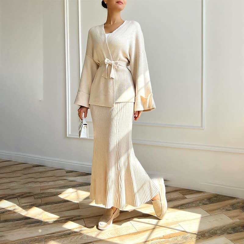 XS-3XL Knitted Lace up Top Wholesale Pure Color Women's Suit Custom logo Vertical Striped Long Skirt Factory Directly