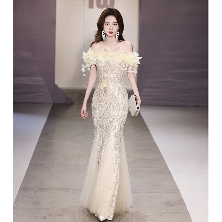 One Shoulder Fishtail Dress Custom logo Mesh Evening Dress Factory Directly Feather Long Host Dress Wholesale