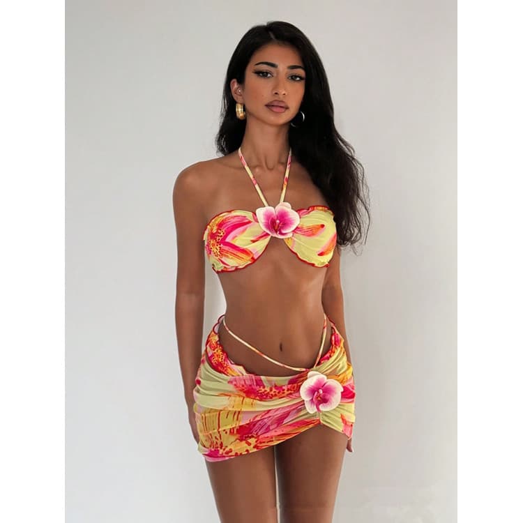 Custom Wholesale Cute Bikini Floral Swimwear Sexy Backless Halter Neck Bikini Fitted Bikini Swimsuit