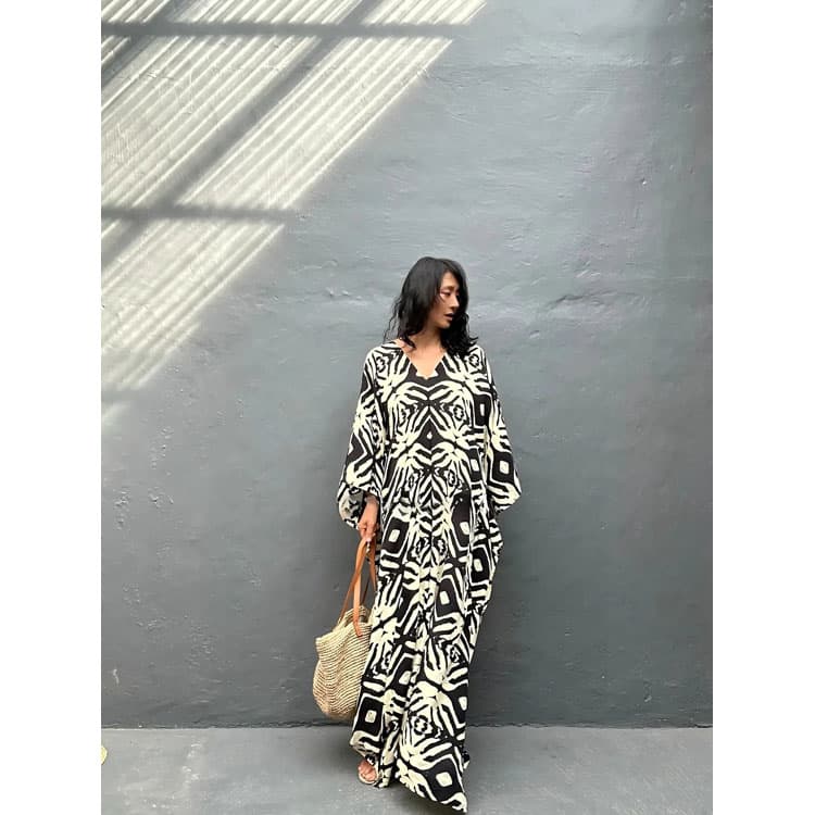 Beach Cover up Dresses for Women Rayon V Neck Batwing Sleeve Long Kimono with Geometric Print Wrap Wholesale