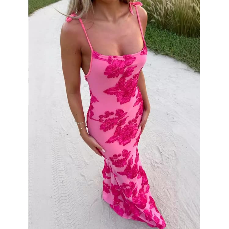 Hot Selling Sexy Strappy Bodycon Maxi Woman Dress with 3D Floral Details Party Wear