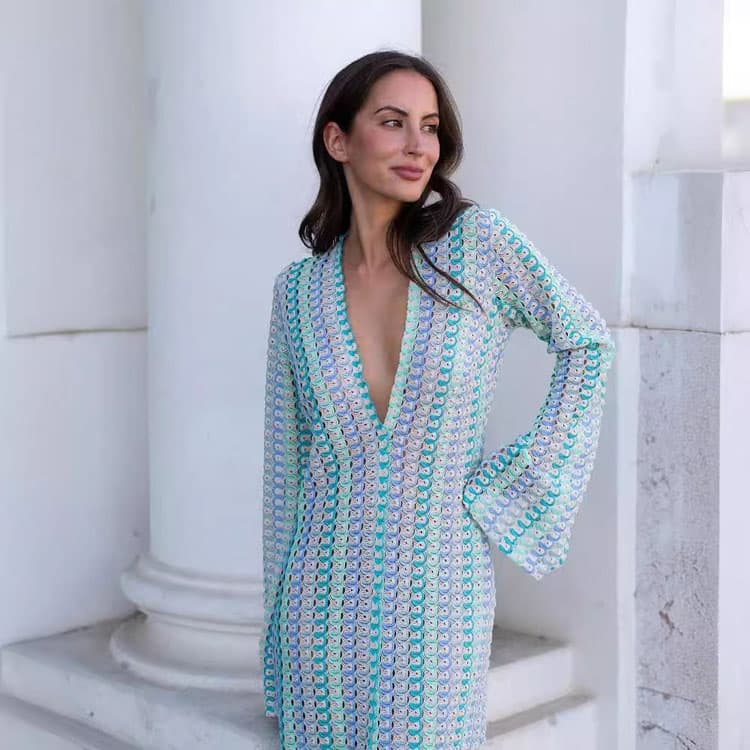 Deep V Knit Dress Wholesale Fashion Pattern Beach Dress Custom logo Popular Casual Dress Factory Directly
