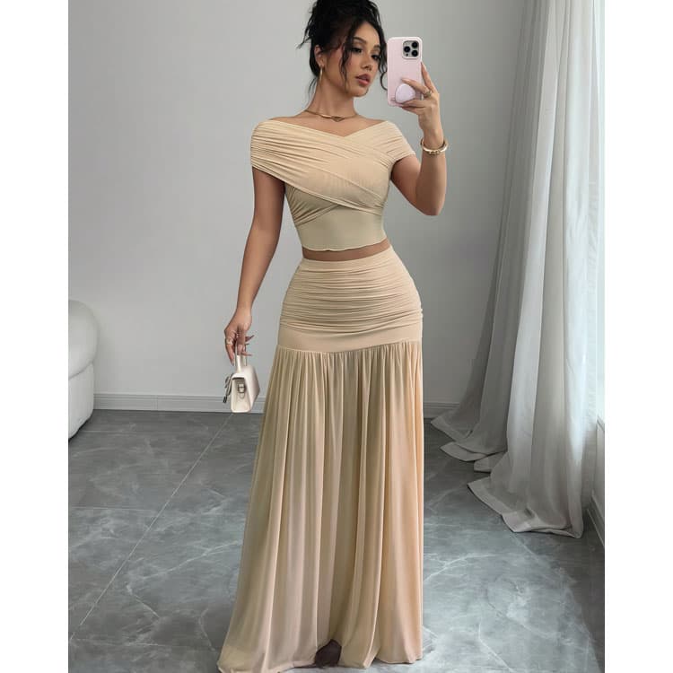 Wholesale Off the Shoulder Slim Fit Dress Simple Fashion Dress Set with Custom logo Solid Color Maxi Dress Factory Direct