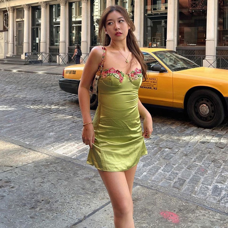 2023 New Product Launch Sexy Club Dress Floral Embroidery Slip Dress Backless Bodycon Short Skirt