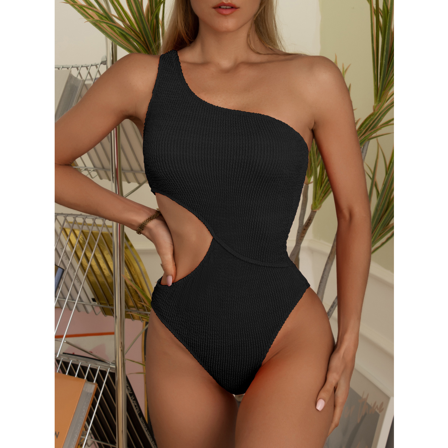 2022 Hot Sell Sexy One Piece Bikini Solid Color One Shoulder Swimwear