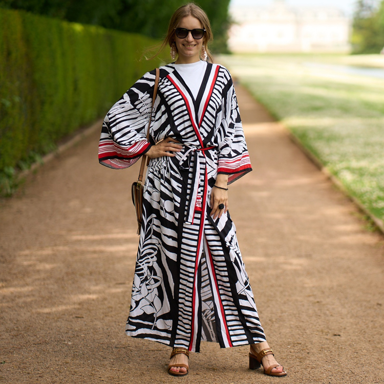 2023 New Black & White Zebra Pattern Long Cardigan Tie Waist Beach Cover up